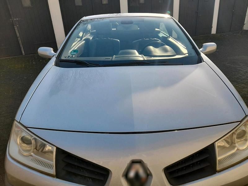 Gebraucht Renault Clio 136 PS (100 kW) 2008 Silber Limousine