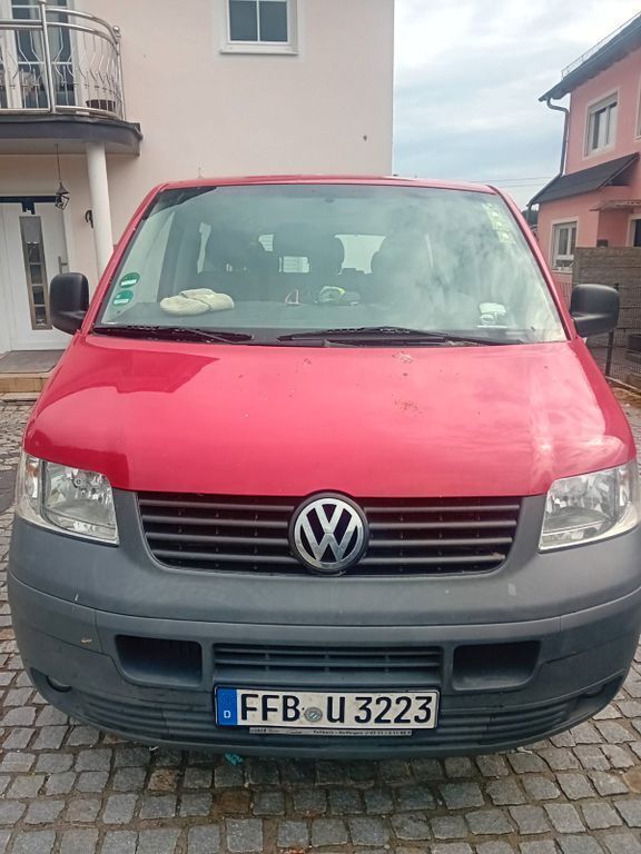 Rot Gebraucht 2005 VW T5 Van | 5.850 € (Guter Preis) - Bild 1/4