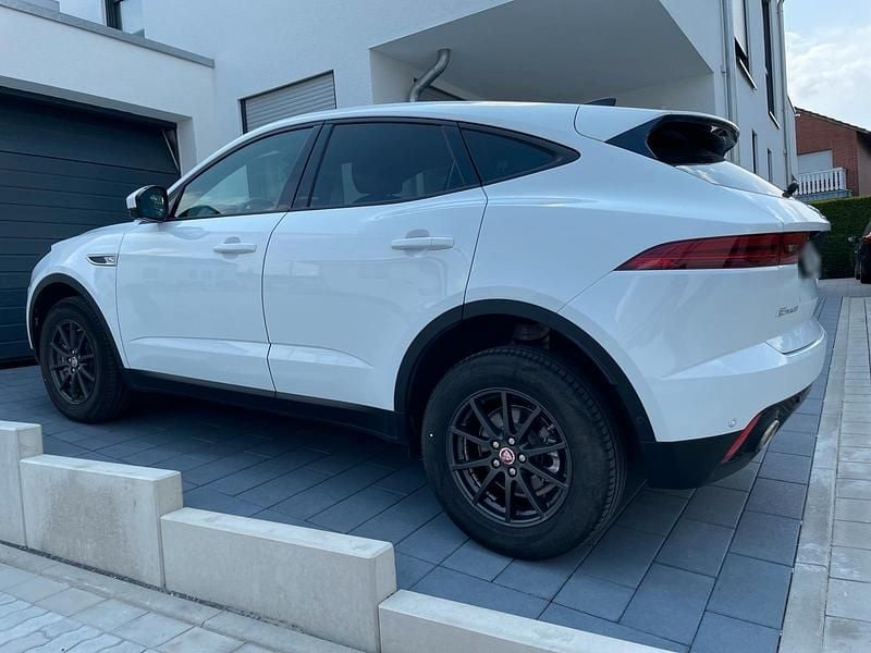 Gebraucht Jaguar E-Pace 200 PS (147 kW) 2021 Weiß SUV