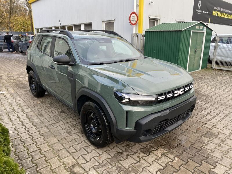Gebraucht Dacia Duster Essentiel 101 PS (74 kW) 2024 Safarigrüngrau SUV