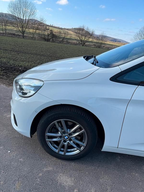 Gebraucht BMW 218 150 PS (110 kW) 2017 Weiß Limousine