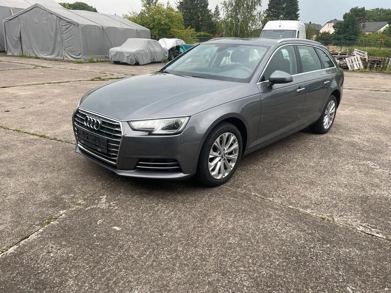 Grau Gebraucht 2017 Audi A4 Design Kombi | 13.900 € (Guter Preis) - Bild 1/4