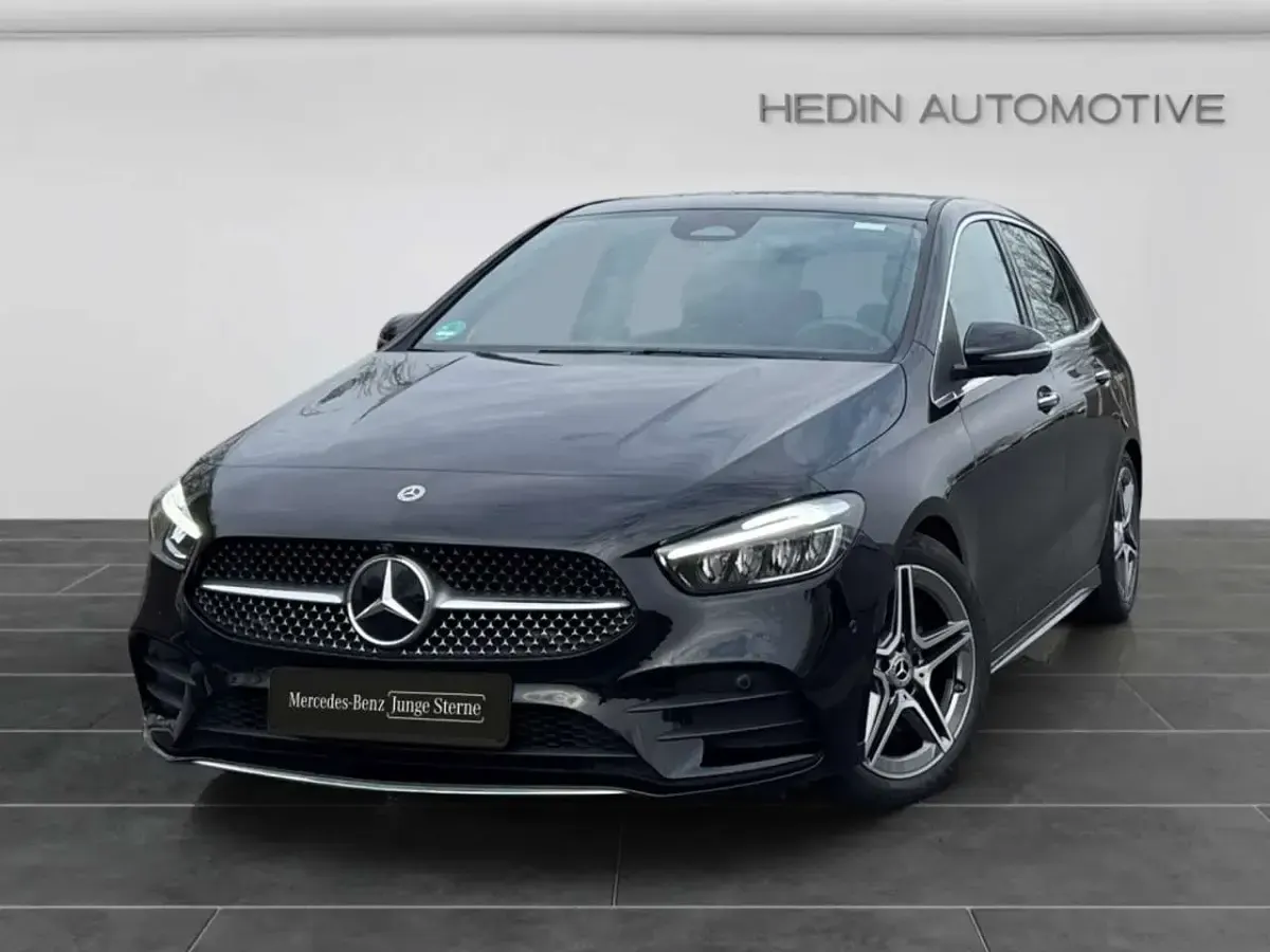Gebraucht Mercedes B220 AMG 190 PS (139 kW) 2025 Schwarz Kleinwagen