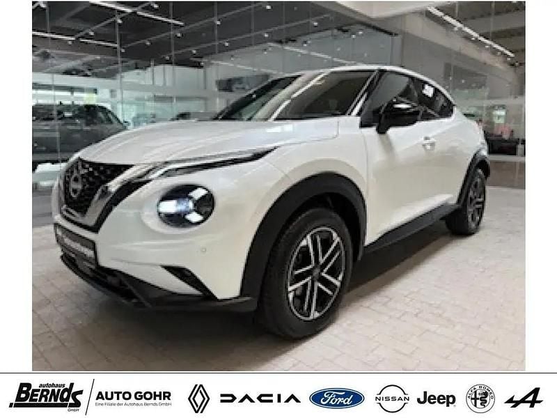 Weiß Gebraucht 2024 Nissan Juke N-Connecta SUV | 22.220 € (Fairer Preis) - Bild 1/4
