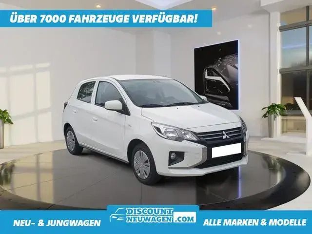 Islandweiss (w19) Gebraucht 2024 Mitsubishi Space Star Plus Limousine | 15.250 € (Teuer) - Bild 1/4