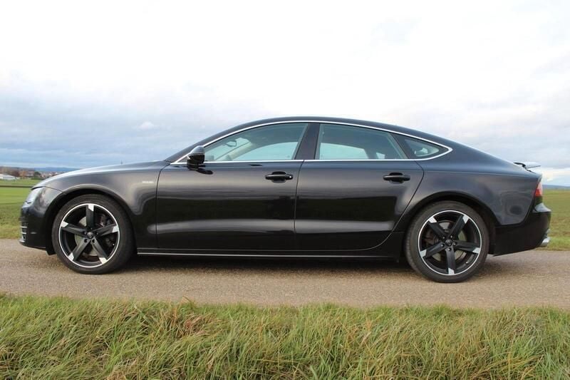 Schwarz Gebraucht 2013 Audi A7 Sportback Kleinwagen | 12.900 € (Fairer Preis) - Bild 1/4
