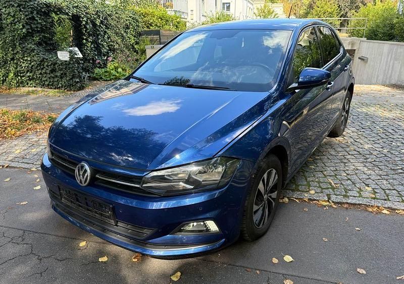 Blau Gebraucht 2019 VW Polo Highline Limousine | 14.390 € (Fairer Preis) - Bild 1/4