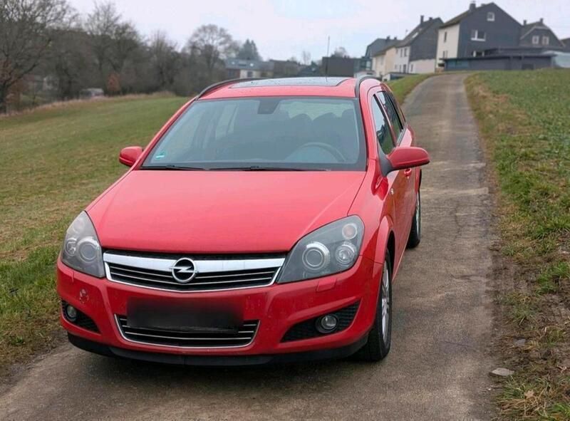 Rot Gebraucht 2008 Opel Astra Kombi | 2.990 € (Teuer) - Bild 1/4