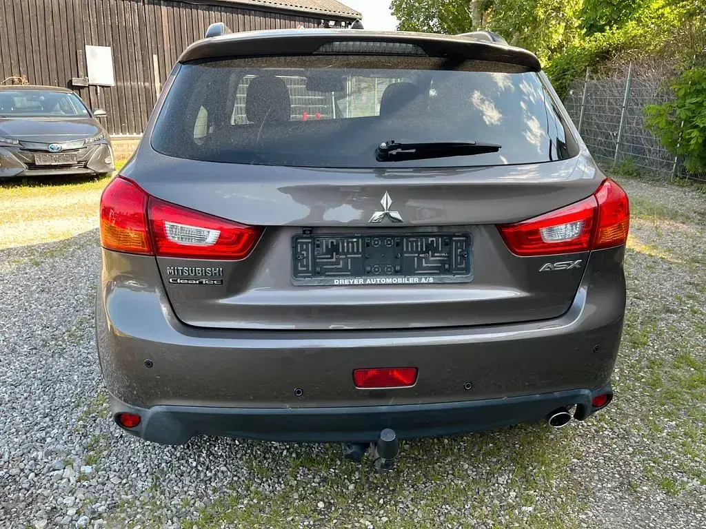 Gebraucht Mitsubishi ASX Intense 117 PS (86 kW) 2015 Braun SUV