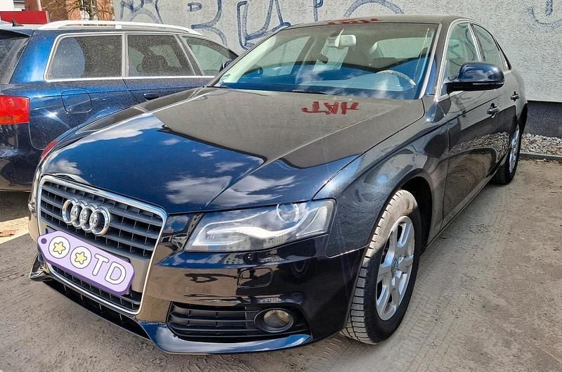 Second-hand Audi A4 170 CP (125 kW) 2009 Negru Berlinǎ