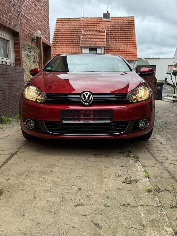 Gebraucht VW Golf Cabriolet 77 PS (56 kW) 2016 Rot Cabrio