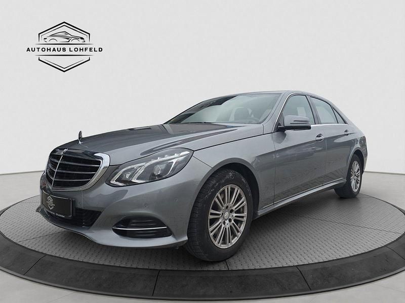 Silber Gebraucht 2013 Mercedes E250 Elegance Limousine | 18.500 € (Fairer Preis) - Bild 1/3