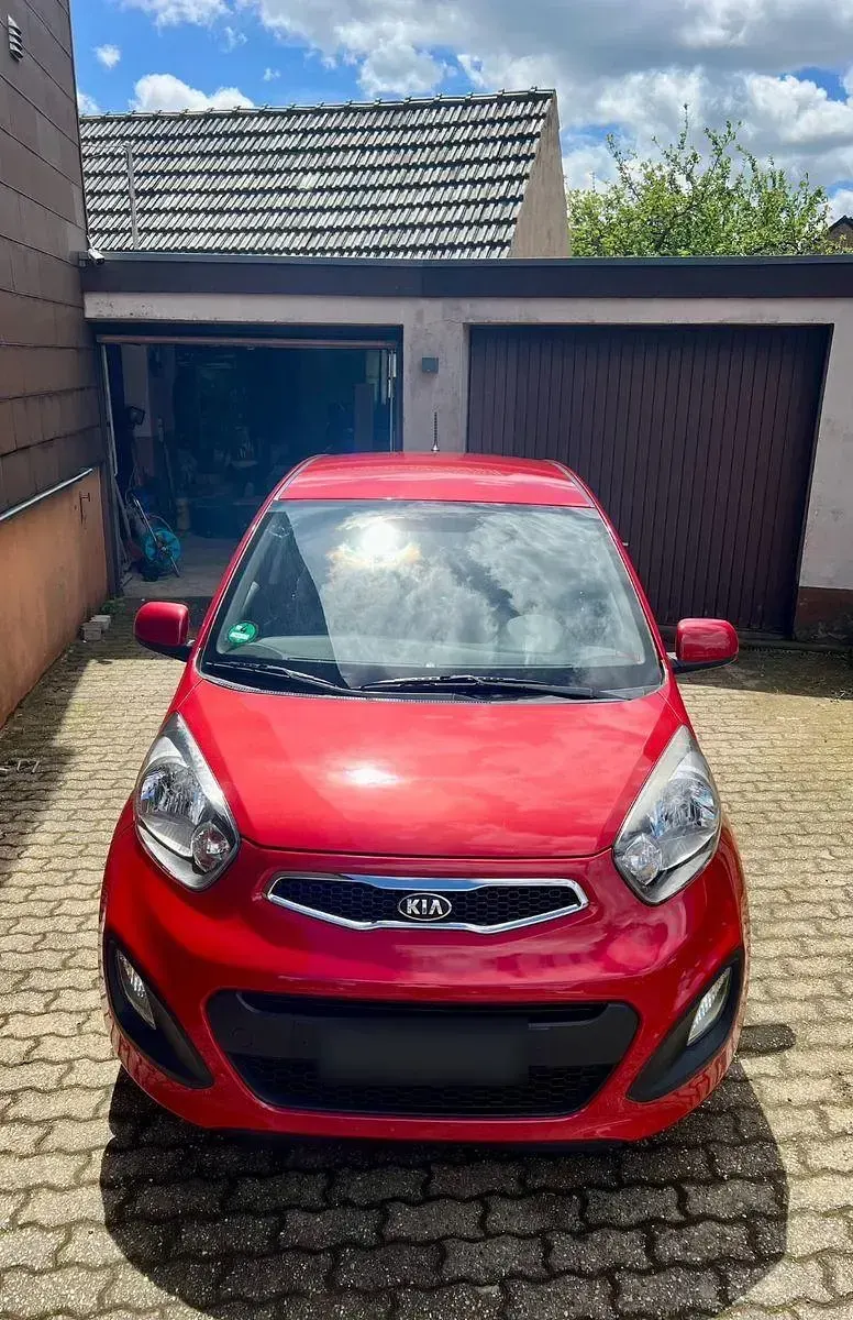 Gebraucht Kia Picanto Spirit 69 PS (50 kW) 2013 Rot Kleinwagen