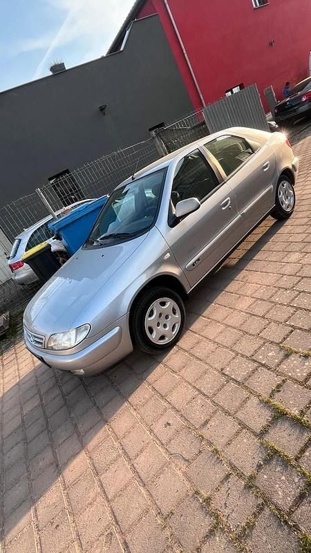 Gebraucht Citroën Xsara 75 PS (55 kW) 2000 Silber Kleinwagen