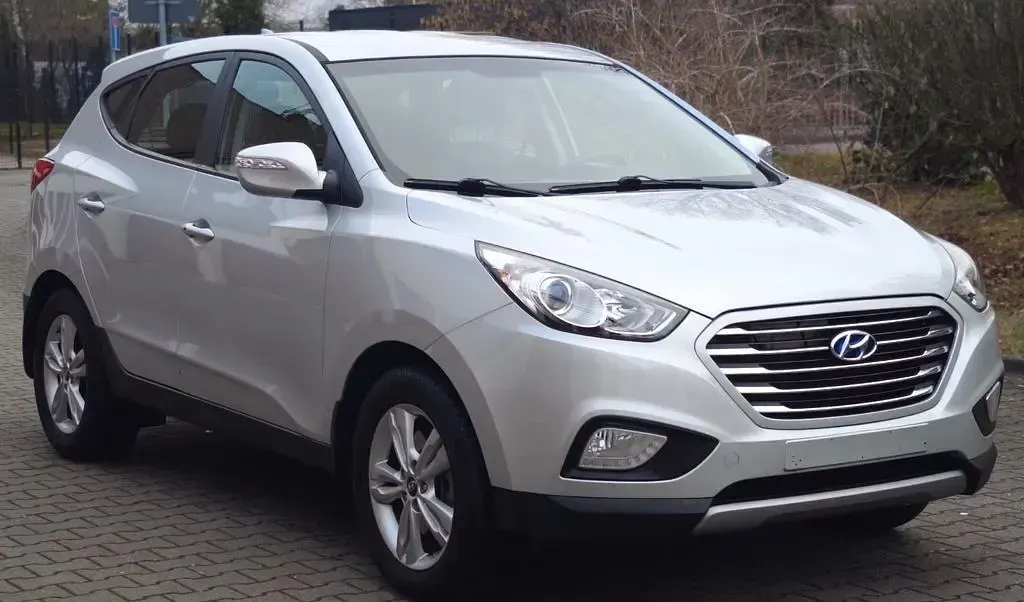 Gebraucht Hyundai ix35 136 PS (100 kW) 2018 Silber (metallic) SUV