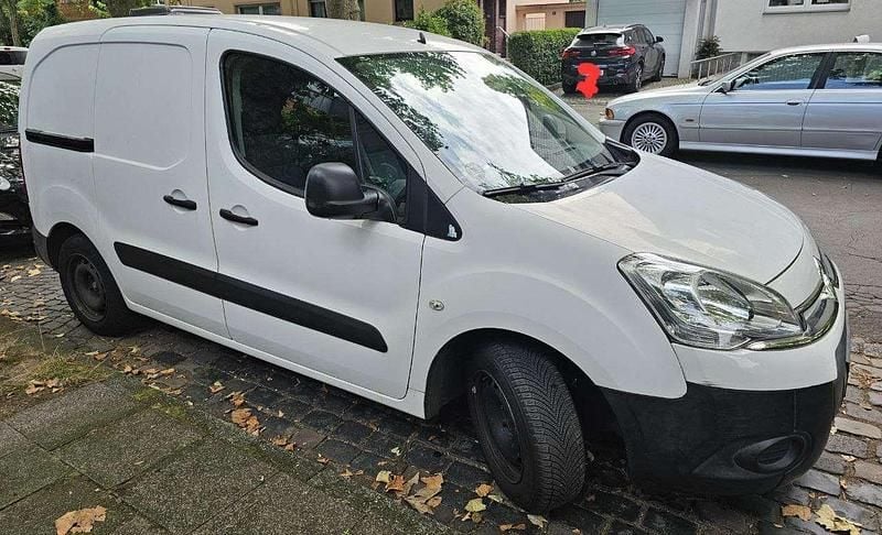 Weiß Gebraucht 2015 Citroën Berlingo Van / Kleinbus | 4.100 € (Superpreis) - Bild 1/4