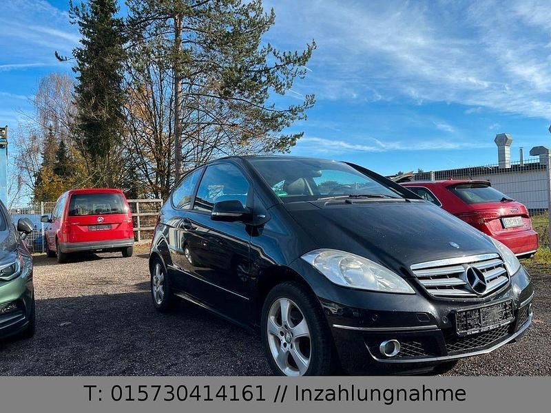 Schwarz Gebraucht 2009 Mercedes A160 Limousine | 3.600 € (Guter Preis) - Bild 1/4
