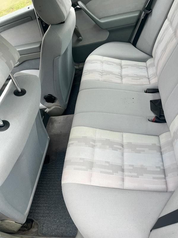 Gebraucht Mercedes C180 116 PS (85 kW) 1994 Blau Limousine