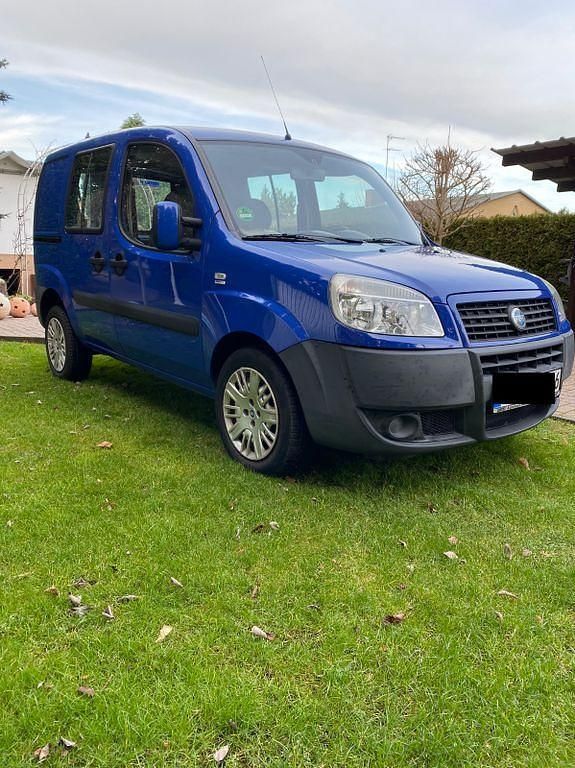 Blau Gebraucht 2005 Fiat Doblò Van / Kleinbus | 3.900 € (Fairer Preis) - Bild 1/4