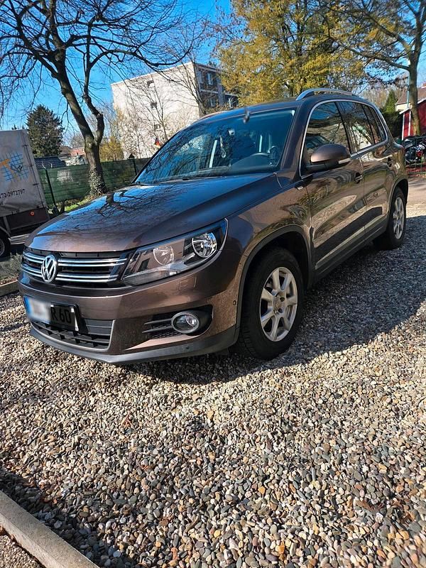 Gebraucht VW Tiguan 160 PS (117 kW) 2014 Braun SUV