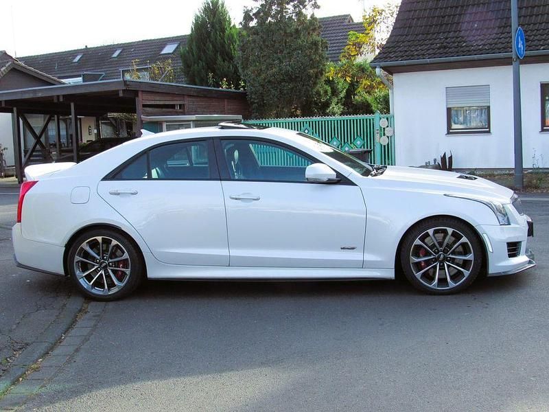 Gebraucht Cadillac ATS 470 PS (345 kW) 2016 Weiß Limousine