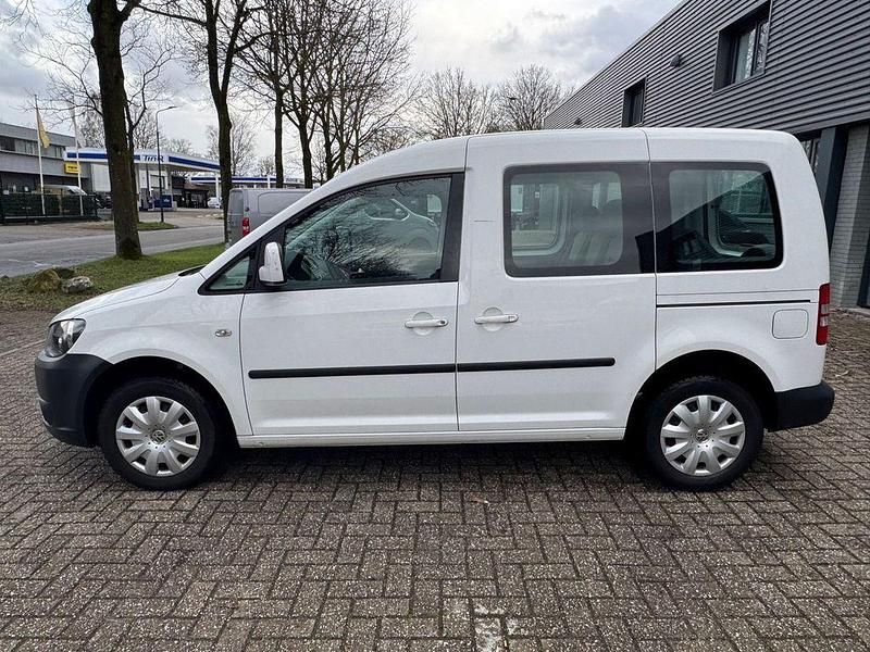Gebraucht VW Caddy Trendline 105 PS (77 kW) 2012 Weiß Van / Kleinbus