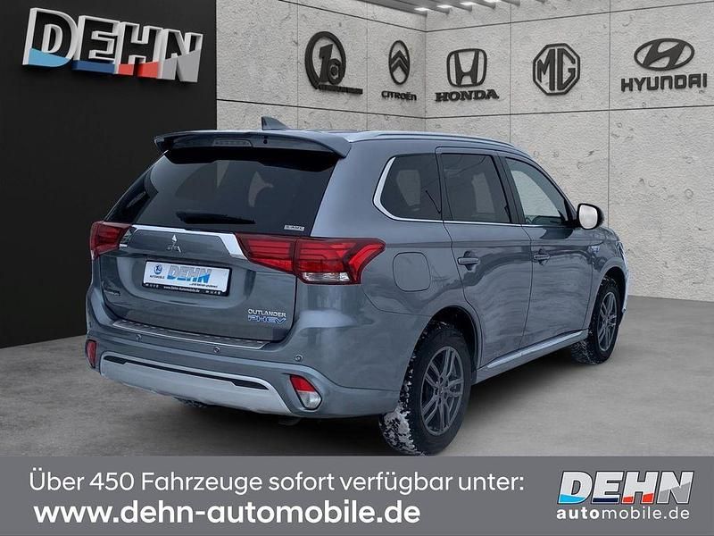 Gebraucht Mitsubishi Outlander P-HEV Edition 224 PS (164 kW) 2019 Platinumgrau (m) (metallic) SUV