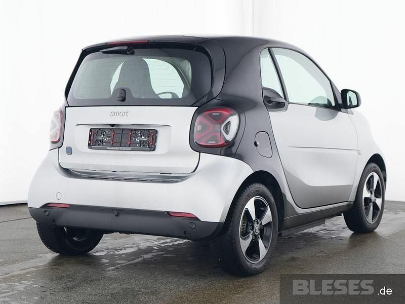 Gebraucht Smart ForTwo Coupé 60 kW (82 PS) 2024 Bodypanels in cool silver () Kleinwagen