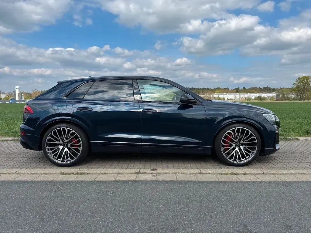 Gebraucht Audi SQ8 Sport 507 PS (372 kW) 2023 Blau SUV