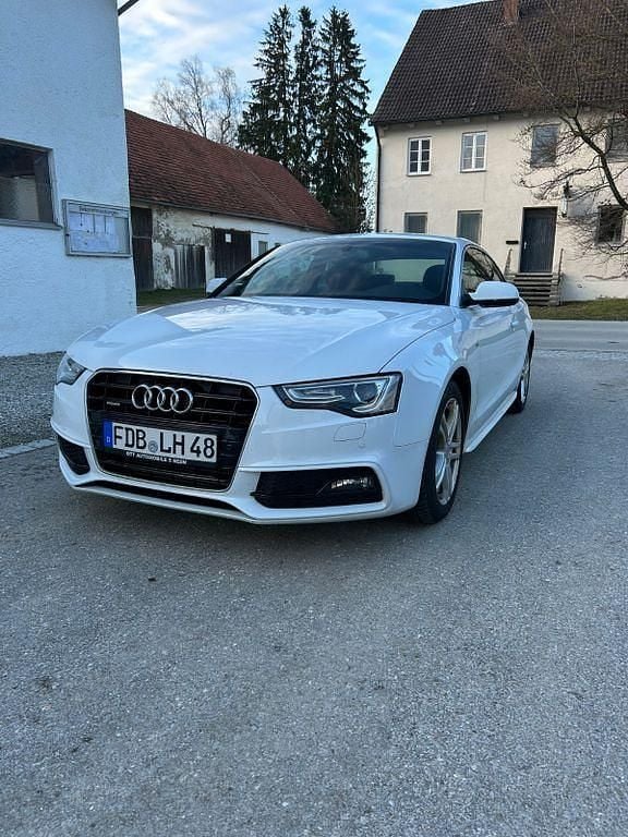 Gebraucht Audi A5 S-Line 245 PS (180 kW) 2011 Weiß Coupé