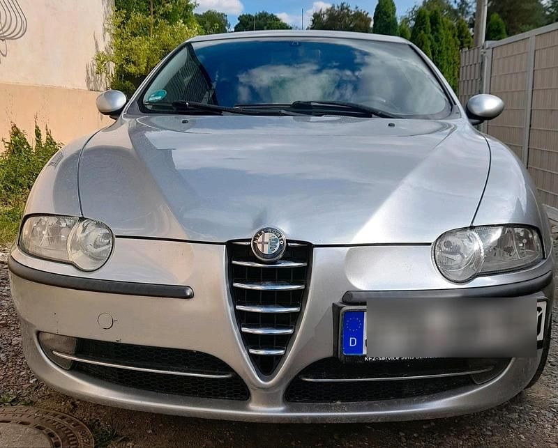 Silber Gebraucht 2002 Alfa Romeo 147 Kleinwagen | 1.750 € (Fairer Preis) - Bild 1/4