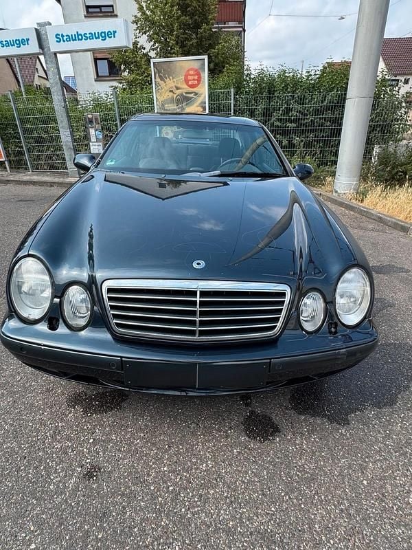 Schwarz Gebraucht 1999 Mercedes CLK320 Elegance Coupé | 1.000 € (Superpreis) - Bild 1/4