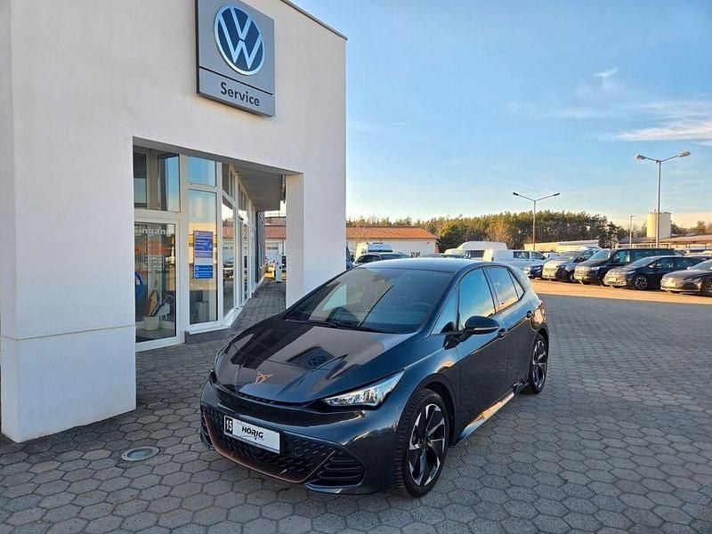 Gebraucht Cupra Born 169 kW (231 PS) 2023 Quasargrau Kleinwagen