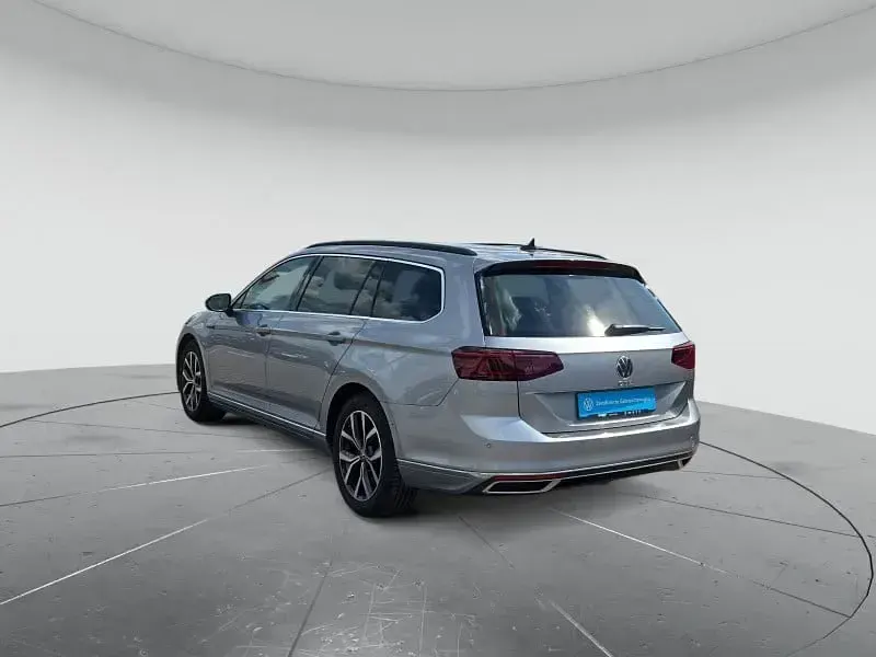 Gebraucht VW Passat GTE 218 PS (160 kW) 2022 Pyritsilber metallic Kombi
