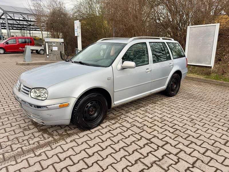 Gebraucht VW Golf IV 115 PS (84 kW) 2001 Silber Kombi