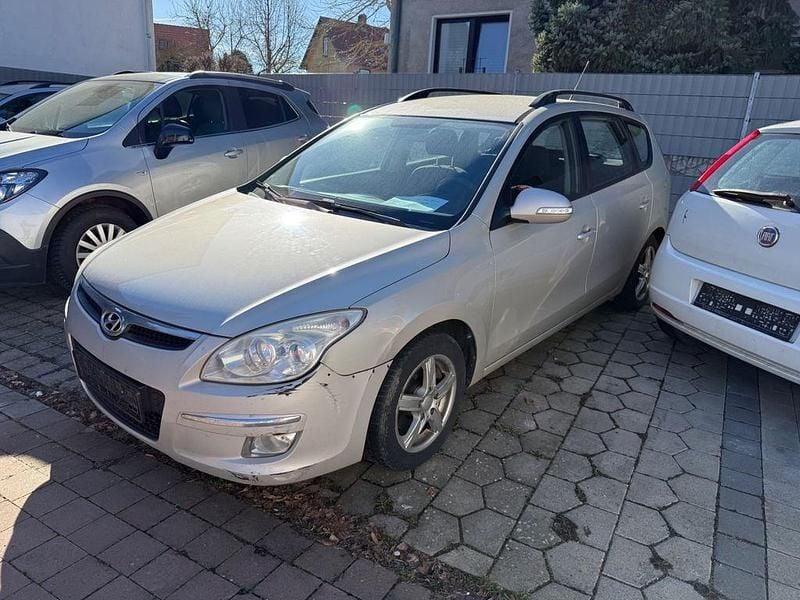 Gebraucht Hyundai i30 109 PS (80 kW) 2009 Limousine