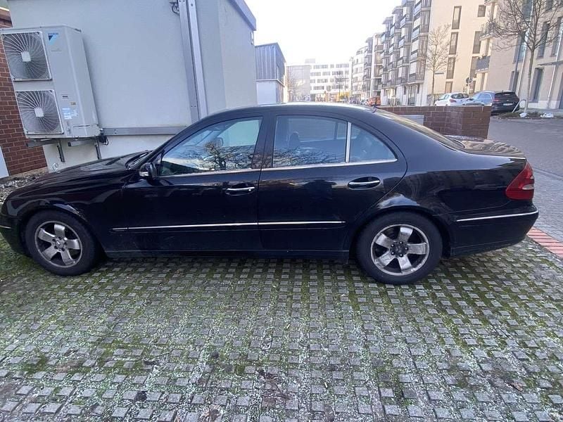 Gebraucht Mercedes E270 Elegance 170 PS (125 kW) 2003 Kombi