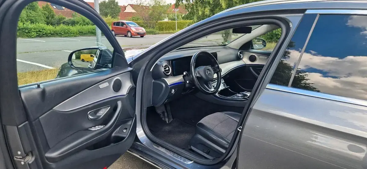 Gebraucht Mercedes E350 258 PS (189 kW) 2017 Grau Kombi
