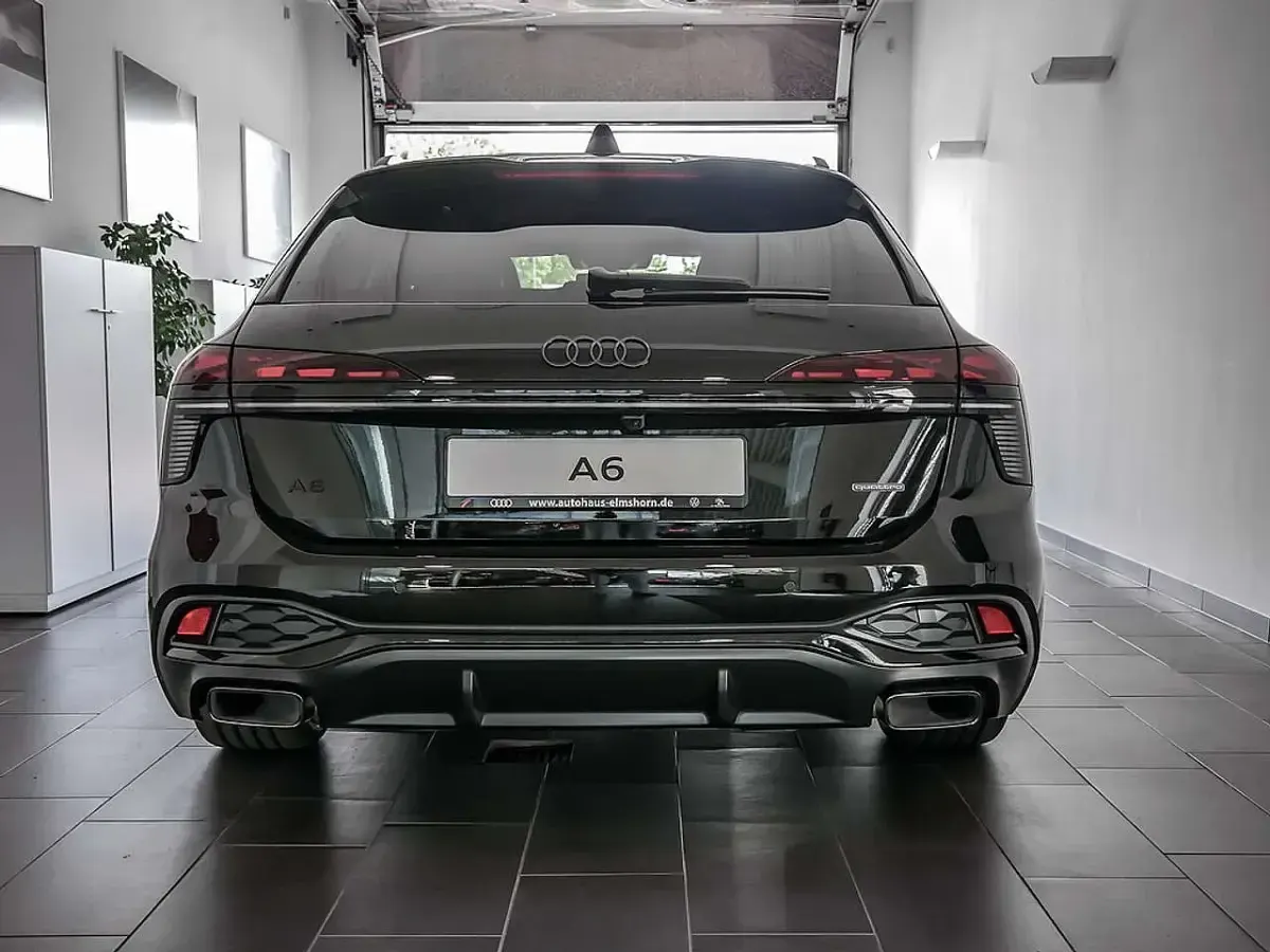 Gebraucht Audi A6 Sport 367 PS (269 kW) 2025 Mythosschwarz Kombi