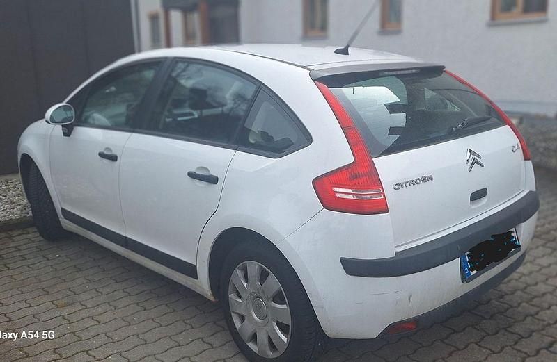 Gebraucht Citroën C4 Advance 88 PS (64 kW) 2008 Weiß Limousine