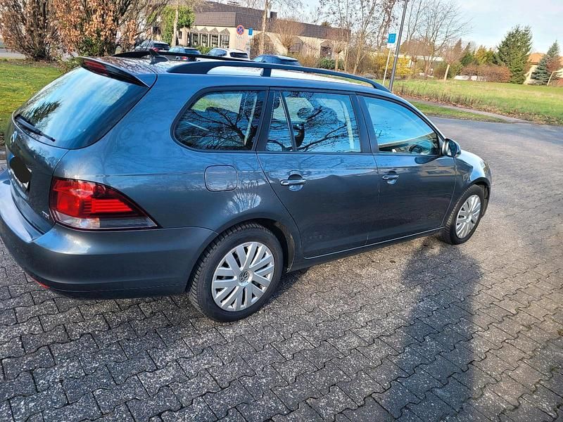 Gebraucht VW Golf VII 105 PS (77 kW) 2012 Grau Kombi