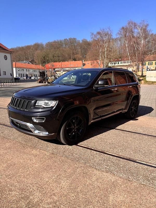 Gebraucht Jeep Grand Cherokee Summit 250 PS (183 kW) 2016 Schwarz SUV