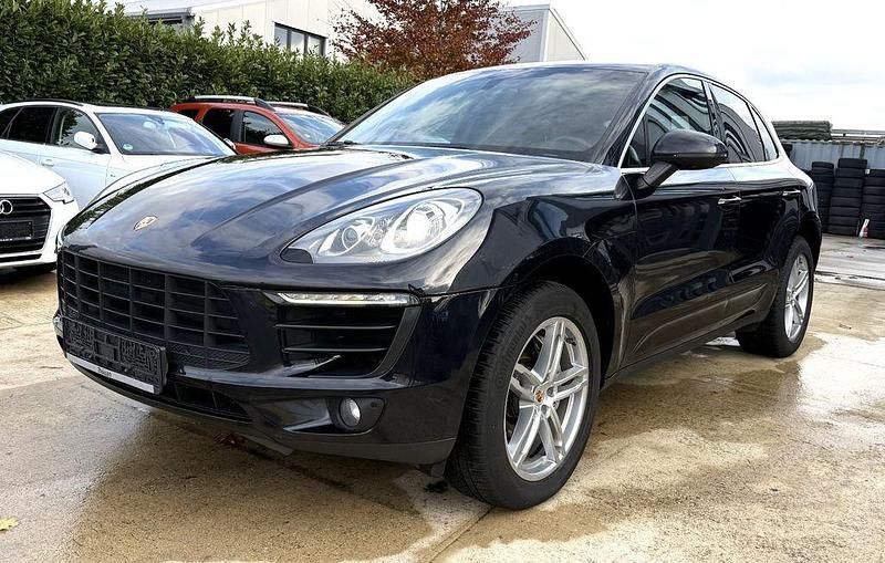 Schwarz Gebraucht 2014 Porsche Macan S SUV | 19.900 € - Bild 1/4