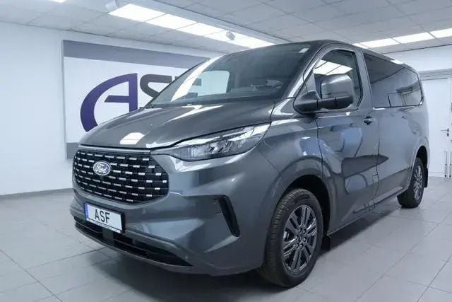 Magneticgrau Neu 2025 Ford Tourneo Custom Titanium | 53.490 € (Superpreis) - Bild 1/3