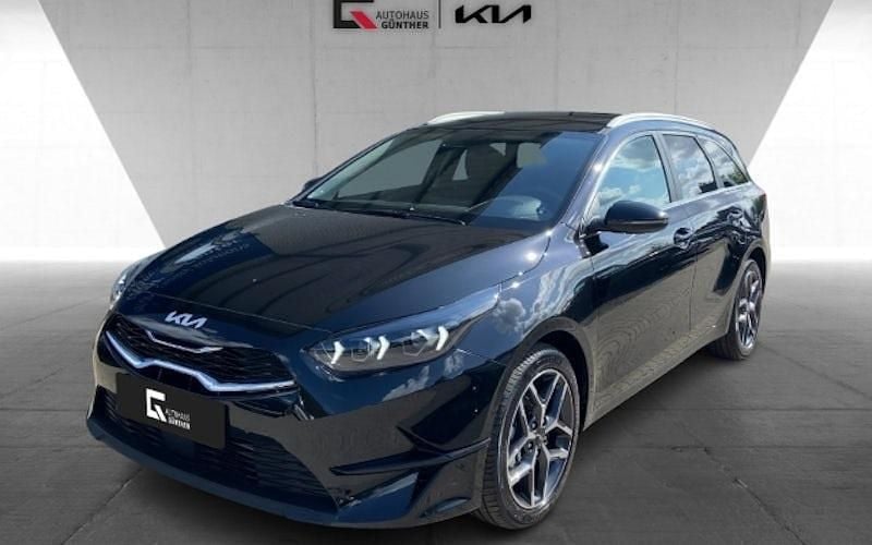 (h8g) dark penta metal m Neu 2025 Kia Ceed Sportswagon Style Kombi | 27.750 € (Fairer Preis) - Bild 1/4