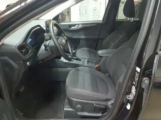 Gebraucht Ford Kuga Titanium 120 PS (88 kW) 2023 Schwarz SUV