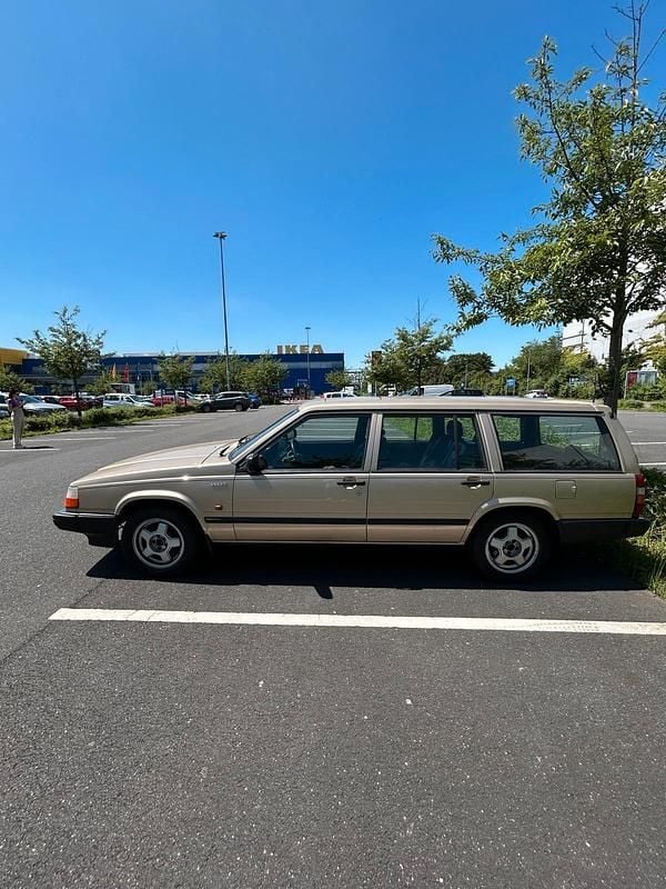 Beige Gebraucht 1990 Volvo 740 Kombi | 11.000 € - Bild 1/4