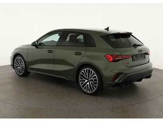 Gebraucht Audi S3 333 PS (244 kW) 2025 Limousine