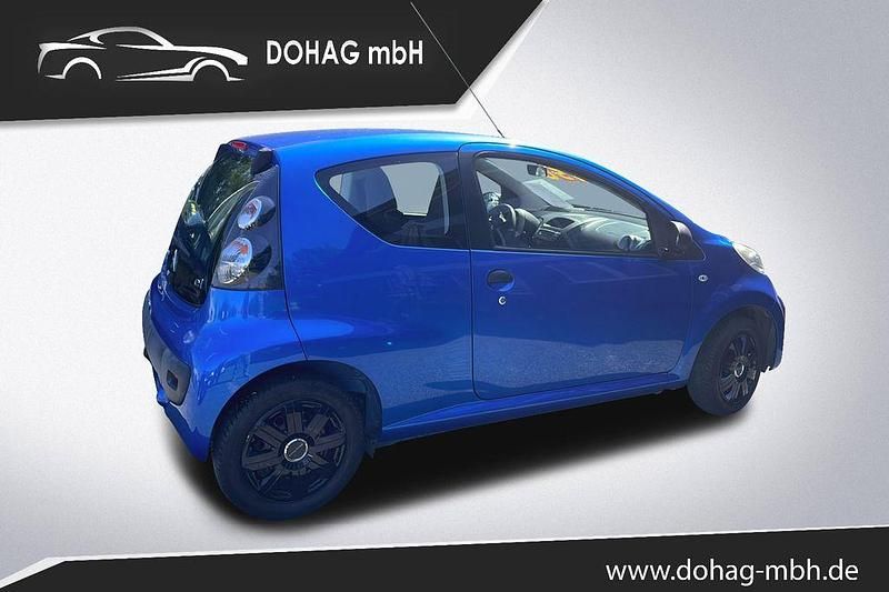 Gebraucht Citroën C1 68 PS (50 kW) 2013 Blau Kleinwagen