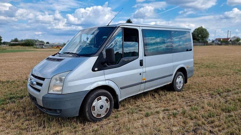 Silber Gebraucht 2009 Ford Transit Trend Van | 2.250 € (Superpreis) - Bild 1/4